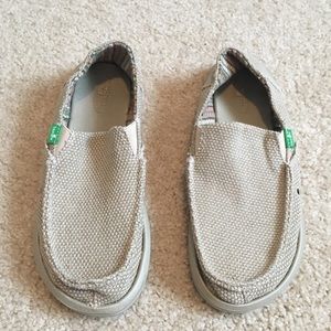 NWOB Sanuk Women’s Canvas Shoes